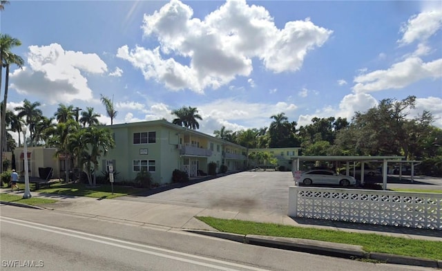 2544 1st St Unit 102, Fort Myers, FL 33901 - view of property's community with driveway