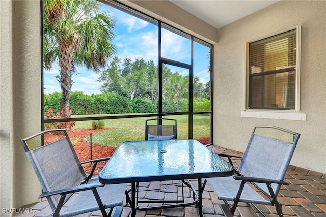 view of sunroom / solarium
