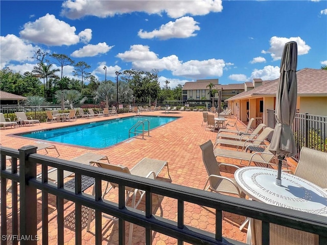 13264 White Marsh Ln Unit 3318, Fort Myers, FL 33912 - community pool with a patio area