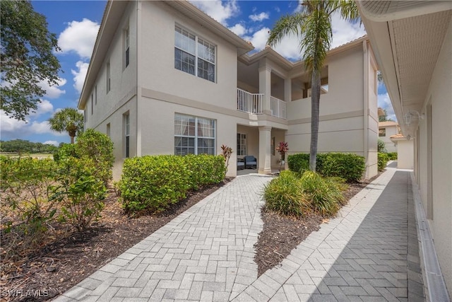 view of front of home featuring stucco siding