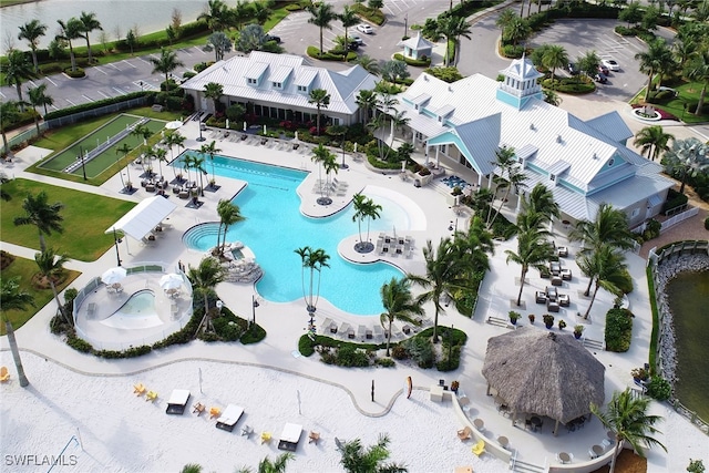 14179 Charthouse Ct, Naples, FL 34114 - bird's eye view of a pool