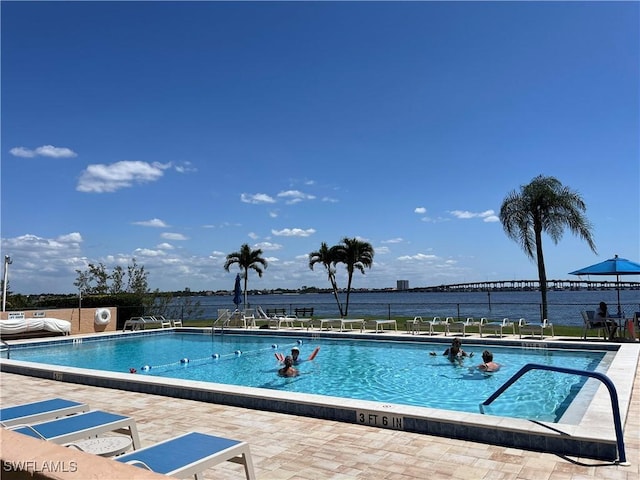 4280 SE 20th Pl Unit 207, Cape Coral, FL 33904 - community pool featuring fence and a patio area
