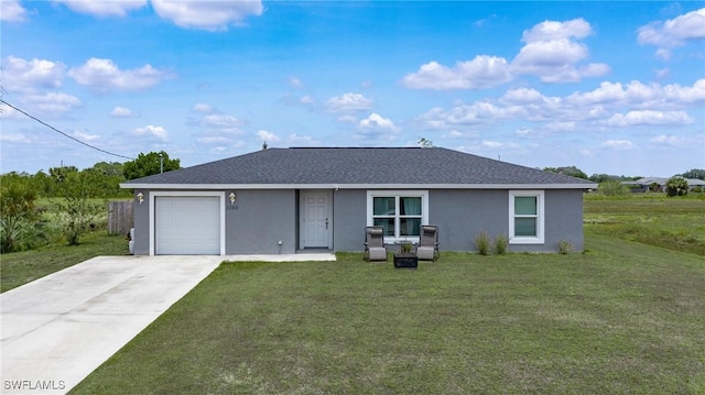 3086 E Briarwood Cir, Labelle, FL 33935 - view of front facade featuring stucco siding, an attached garage, a front lawn, driveway, and roof with shingles