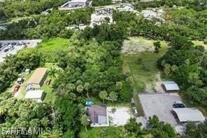 aerial view of property and surrounding area
