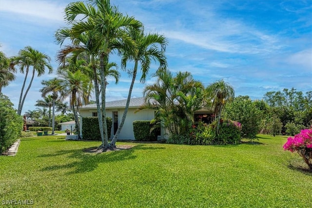 116 Short Ct, Naples, FL 34112 - view of green lawn