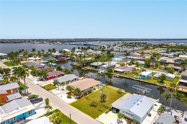 2609 Bayshore Dr, Matlacha, FL 33993