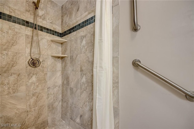 7232 Saint Anns Ct, Fort Myers, FL 33908 - full bathroom with tiled shower