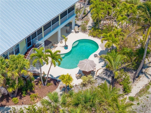 3008 Turtle Gait Ln, Sanibel, FL 33957 - outdoor pool with a patio area