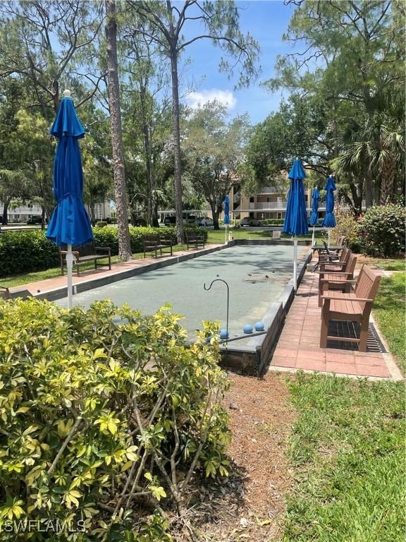 5985 Bloomfield Cir Unit D205, Naples, FL 34112 - view of sport court