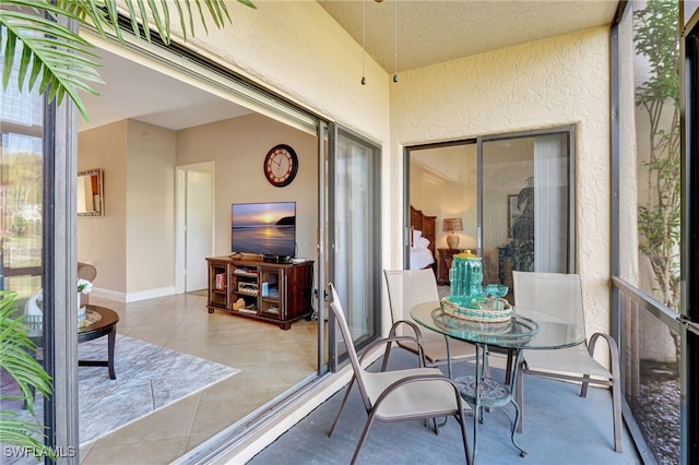 view of sunroom / solarium
