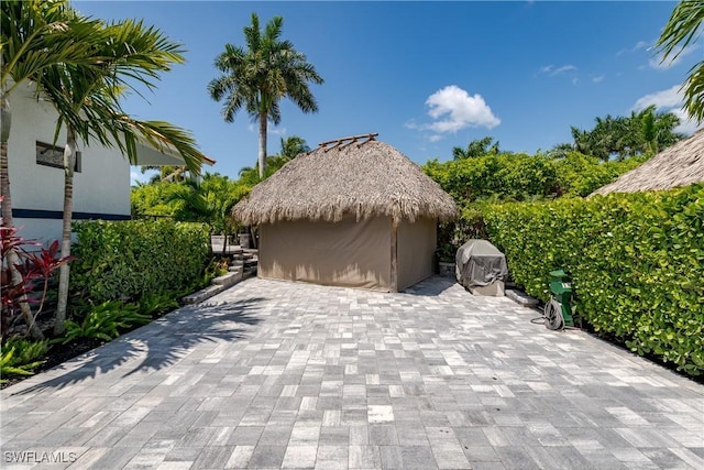 13613 Snapper Ln, Naples, FL 34114