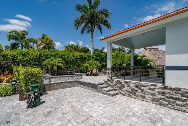 13613 Snapper Ln, Naples, FL 34114