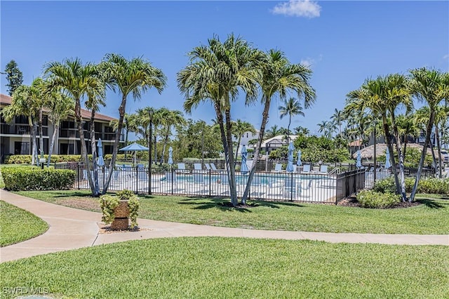 525 Seaview Ct Unit M1, Marco Island, FL 34145 - view of property's community with a pool