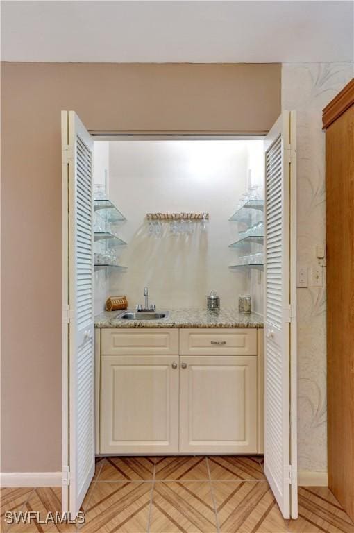 310 Lake Ave, Lehigh Acres, FL 33936 - view of indoor wet bar