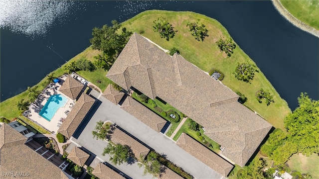 9900 Sunset Cove Ln Unit 111, Fort Myers, FL 33919 - bird's eye view of a pool area