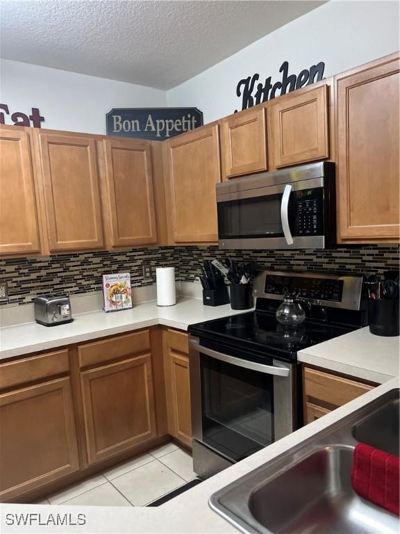10112 Spyglass Hill Ln, Fort Myers, FL 33966 - photo 6