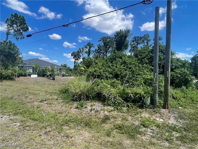437/439 Loretta Ave S, Lehigh Acres, FL 33974
