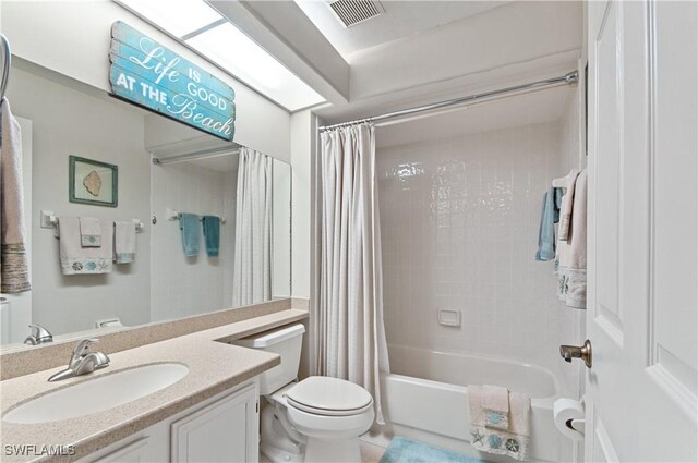 13020 Amberley Ct Unit 301, Bonita Springs, FL 34135 - full bath with vanity and shower / bath combination with curtain