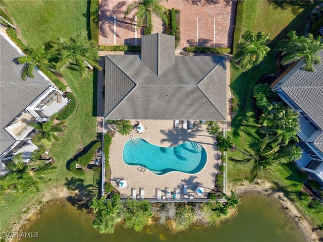 2110 Cay Lagoon Dr Unit 113, Naples, FL 34109 - aerial view of a pool area