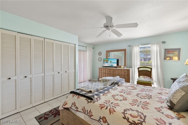 3275 Boca Ciega Dr Unit D49, Naples, FL 34112 - tiled bedroom with a ceiling fan
