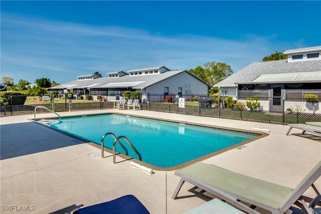 3914 SW 8th Ct Unit 103, Cape Coral, FL 33914 - community pool featuring a patio area