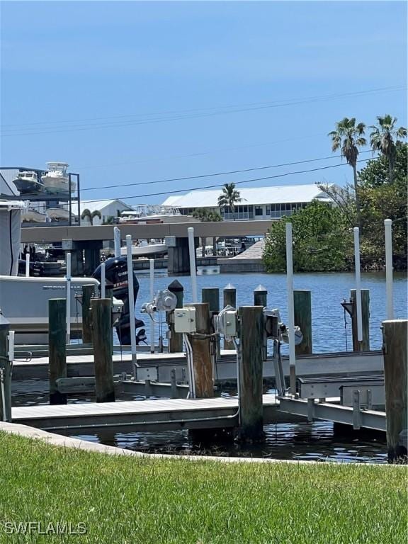 7731 Bocilla Ln Unit 9, Bokeelia, FL 33922 - dock with boat lift