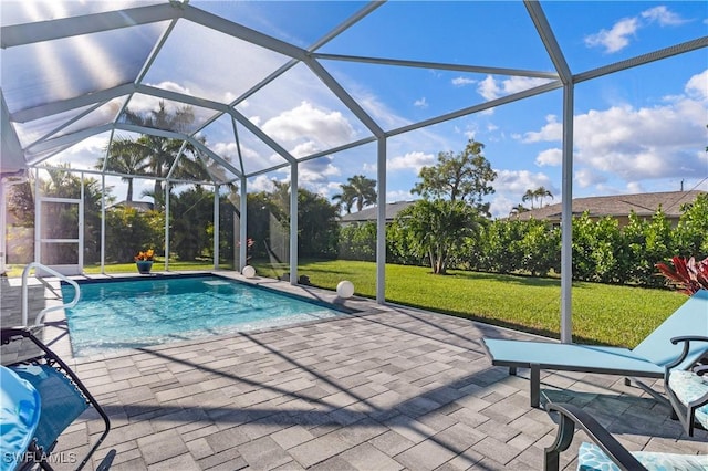 1806 SW 17th St, Cape Coral, FL 33991 - outdoor pool featuring a patio area, a yard, and glass enclosure