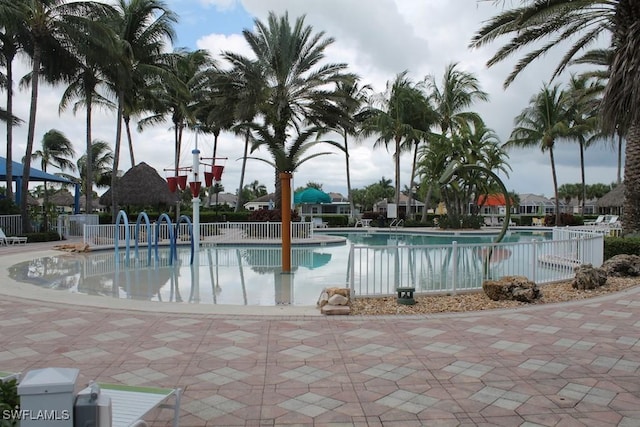 2736 Lambay Ct, Cape Coral, FL 33991 - community pool with fence