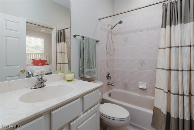 6659 Castlelawn Pl Unit 21, Naples, FL 34113 - full bath with shower / bath combination with curtain, vanity, and toilet