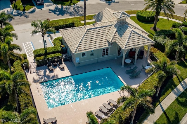 6659 Castlelawn Pl Unit 21, Naples, FL 34113 - view of subject property with a pool area