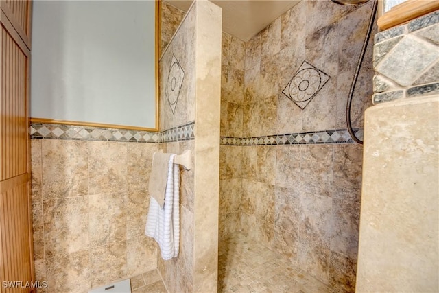 5905 Untermeyer Ct, North Fort Myers, FL 33903 - bathroom view of walk in shower