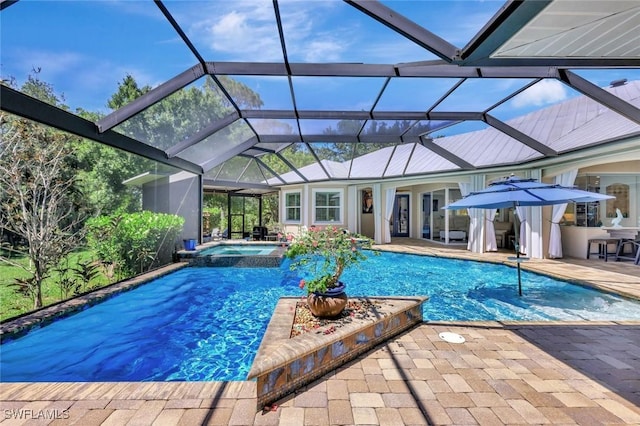 1817 Piccadilly Cir, Cape Coral, FL 33991 - view of pool with a patio, a pool with connected hot tub, and a lanai