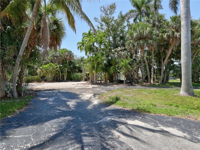 93 Cypress Point Dr, Naples, FL 34105
