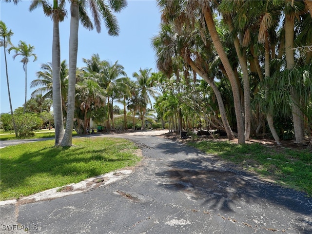 93 Cypress Point Dr, Naples, FL 34105
