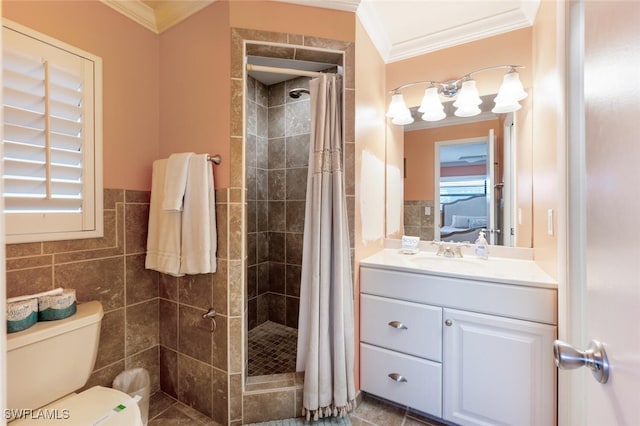 3586 Santiago Way, Naples, FL 34105 - bathroom featuring crown molding, tiled shower, ensuite bathroom, toilet, and tile walls