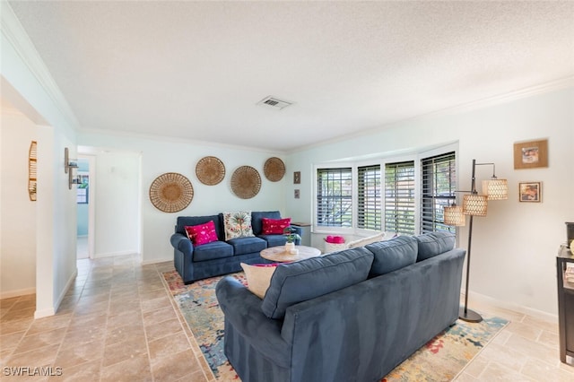 3586 Santiago Way, Naples, FL 34105 - living area with crown molding and baseboards