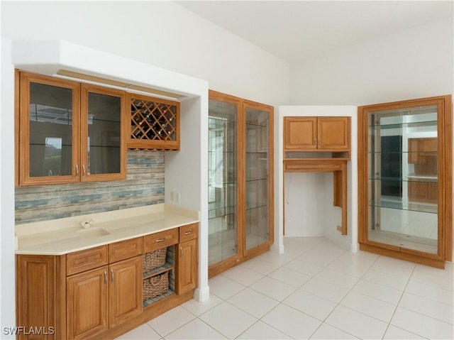 561 Conover Ct, Marco Island, FL 34145 - bar with light tile patterned floors