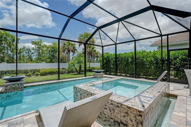 9292 Cayman Dr, Naples, FL 34114 - view of swimming pool with an in-ground hot tub and glass enclosure