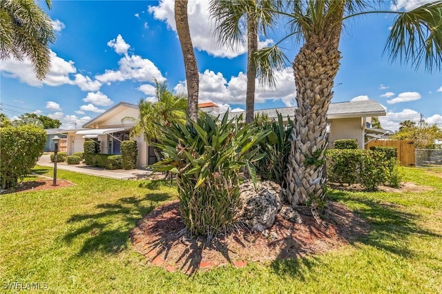 4330 S Canal Cir, North Fort Myers, FL 33903 - view of yard