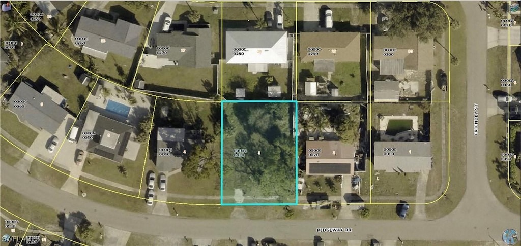 924 Ridgeway Dr, North Fort Myers, FL 33903