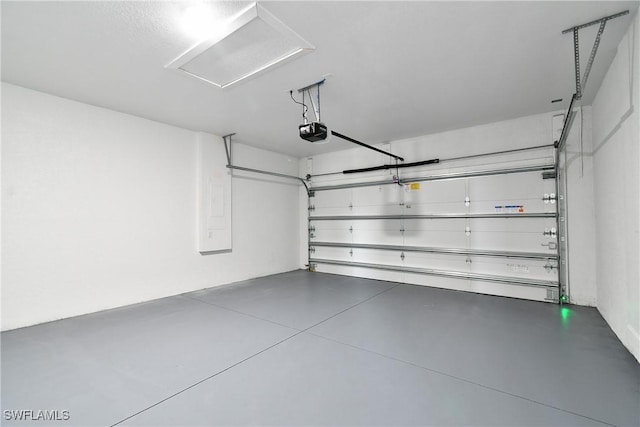 7071 Tide Cir, Labelle, FL 33935 - garage with a garage door opener