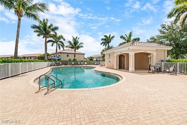 1373 Weeping Willow Ct, Cape Coral, FL 33909 - photo 38
