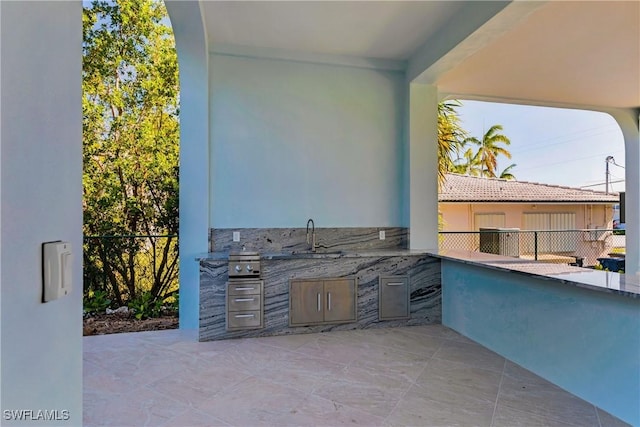518 Avenida Primiceria, Marathon, FL 33050 - view of patio with an outdoor kitchen and a sink