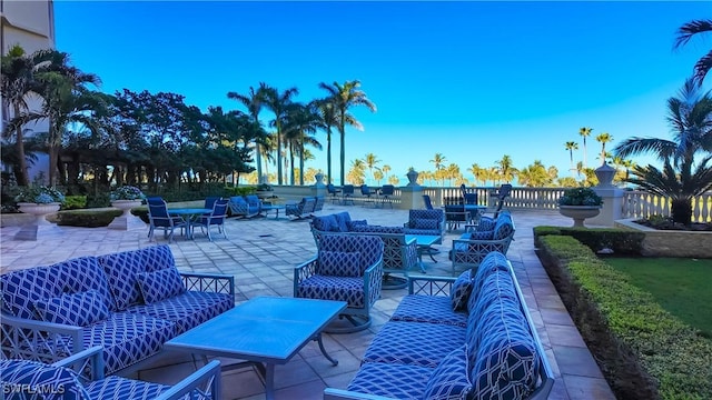 4021 Gulf Shore Blvd N Unit 1704, Naples, FL 34103 - view of patio