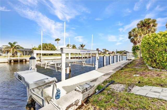 125 Donna Ct, Punta Gorda, FL 33950 - dock area with boat lift and a water view