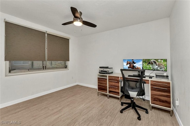 125 Donna Ct, Punta Gorda, FL 33950 - office area featuring light wood-type flooring, baseboards, and a ceiling fan