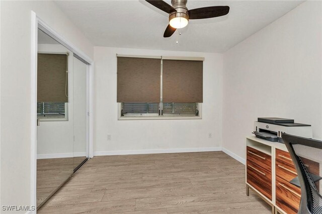 125 Donna Ct, Punta Gorda, FL 33950 - unfurnished room featuring wood finished floors, ceiling fan, and baseboards