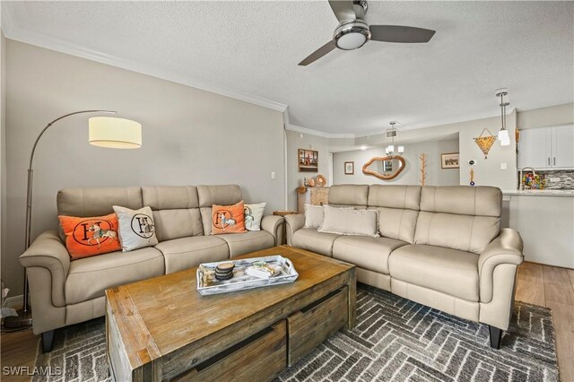8950 Colonnades Ct E Unit 826, Bonita Springs, FL 34135 - photo 11