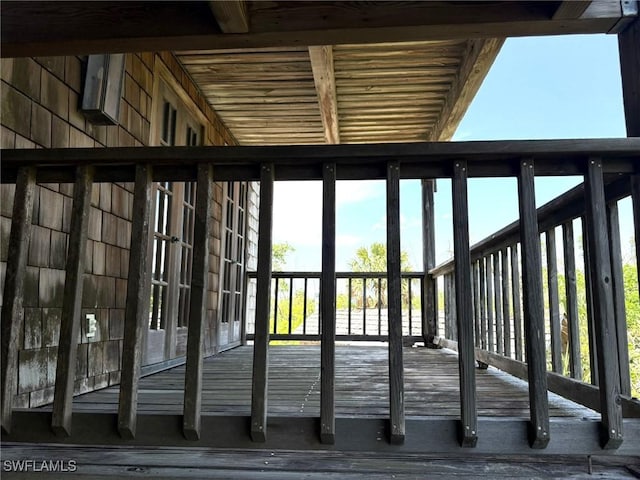 310 Pieces Of Eight, Captiva, FL 33924 - view of wooden terrace