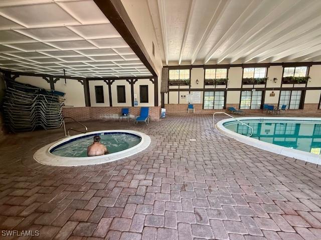 3760 Inverrary Dr Unit 1W, Lauderhill, FL 33319 - view of indoor pool